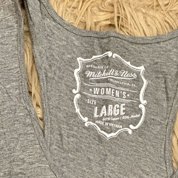 Lakers tank top size large - Picture 3 of 4